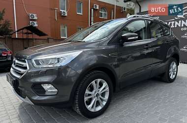 Внедорожник / Кроссовер Ford Kuga 2019 в 
