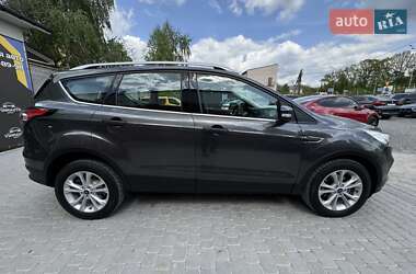 Внедорожник / Кроссовер Ford Kuga 2019 в 