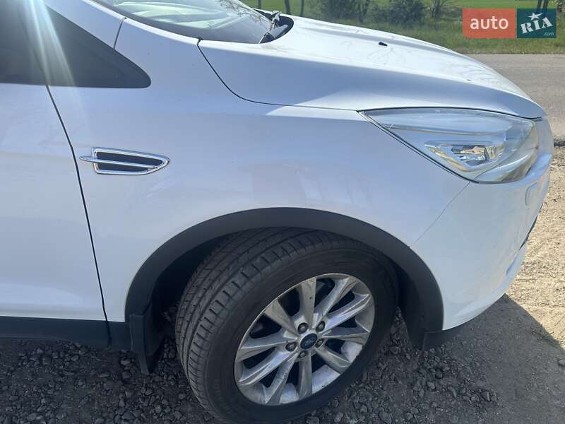 Позашляховик / Кросовер Ford Kuga 2015 в Нікополі