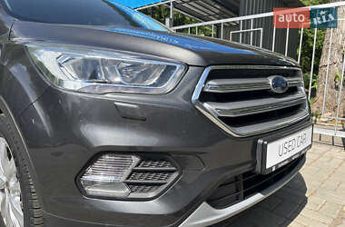 Внедорожник / Кроссовер Ford Kuga 2018 в 