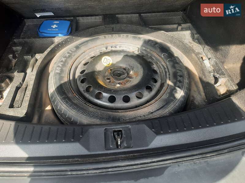 Внедорожник / Кроссовер Ford Kuga 2013 в Чорткове