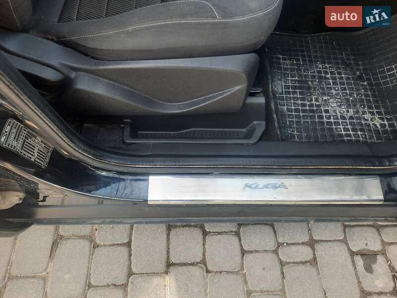 Внедорожник / Кроссовер Ford Kuga 2013 в Чорткове