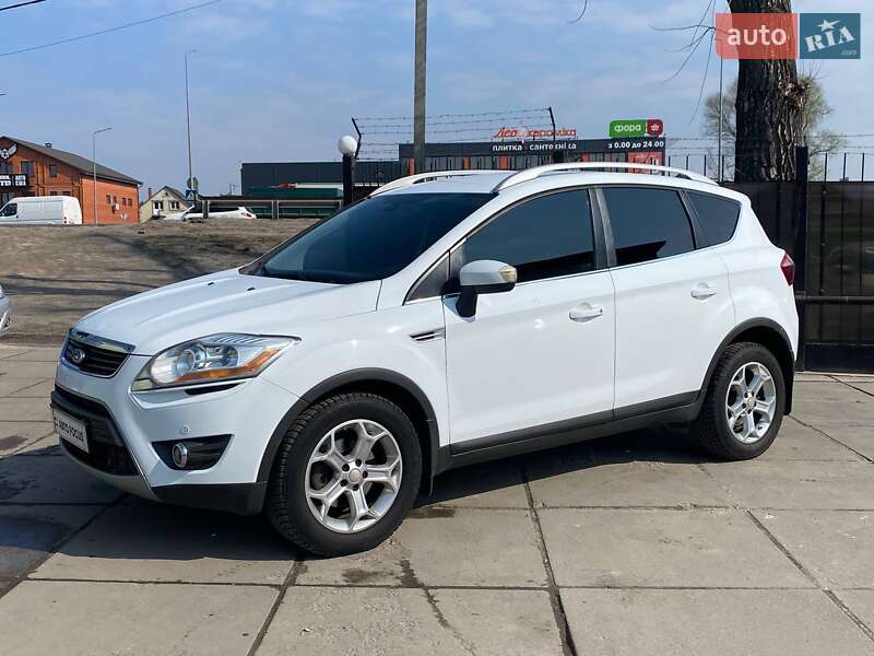Позашляховик / Кросовер Ford Kuga 2012 в Києві