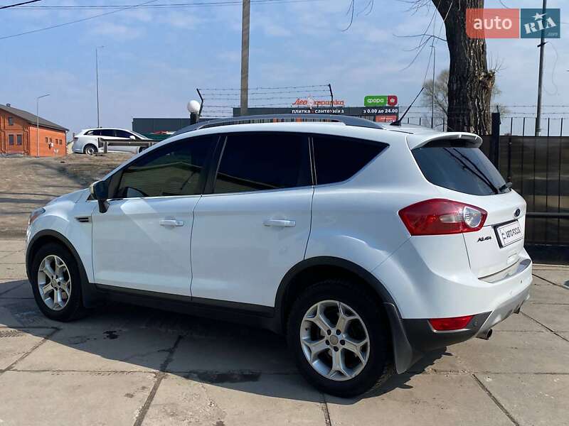 Позашляховик / Кросовер Ford Kuga 2012 в Києві