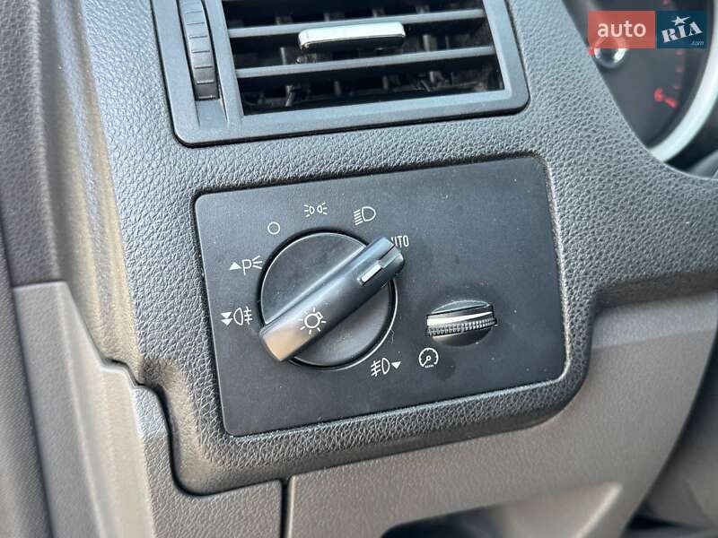 Позашляховик / Кросовер Ford Kuga 2012 в Києві