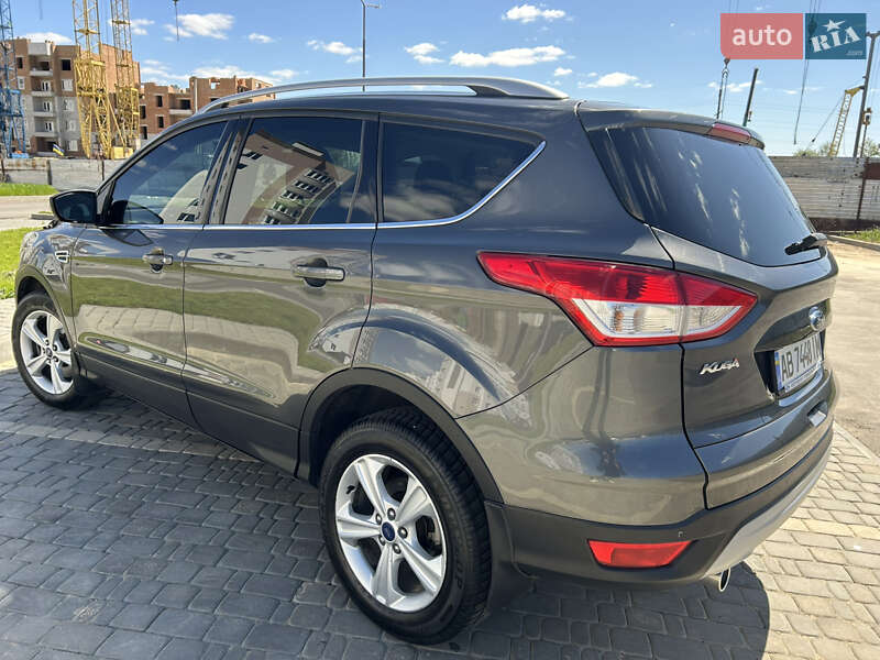 Внедорожник / Кроссовер Ford Kuga 2016 в Виннице