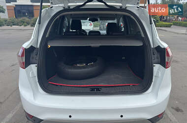 Позашляховик / Кросовер Ford Kuga 2010 в 