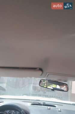 Внедорожник / Кроссовер Ford Kuga 2012 в 
