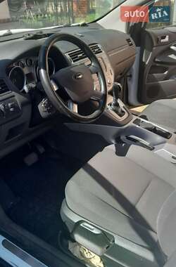 Внедорожник / Кроссовер Ford Kuga 2012 в 