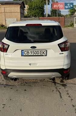 Внедорожник / Кроссовер Ford Kuga 2018 в 
