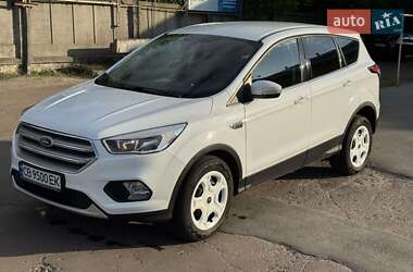 Внедорожник / Кроссовер Ford Kuga 2018 в 
