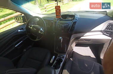 Внедорожник / Кроссовер Ford Kuga 2013 в 