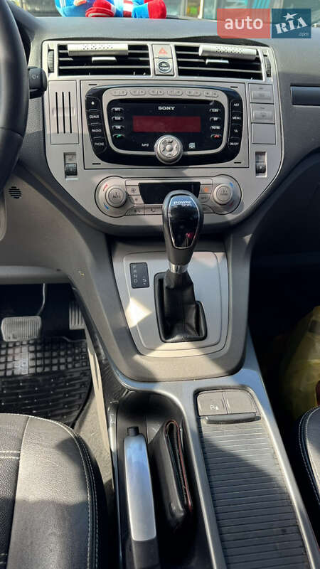 Внедорожник / Кроссовер Ford Kuga 2012 в Запорожье