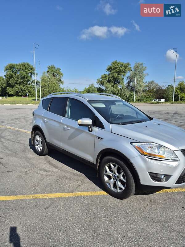 Ford Kuga 2011
