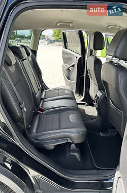 Внедорожник / Кроссовер Ford Kuga 2014 в Тернополе