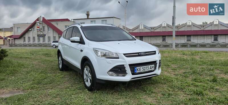 Внедорожник / Кроссовер Ford Kuga 2015 в Павлограде