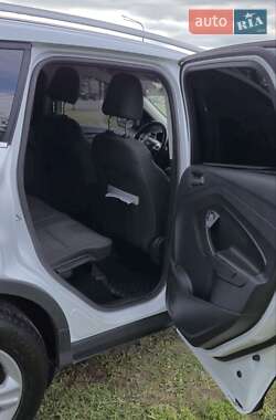 Внедорожник / Кроссовер Ford Kuga 2015 в 