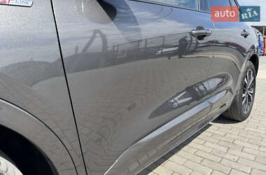 Внедорожник / Кроссовер Ford Kuga 2020 в 