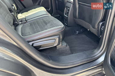 Внедорожник / Кроссовер Ford Kuga 2020 в 
