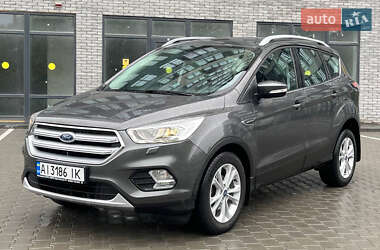 Внедорожник / Кроссовер Ford Kuga 2019 в Хмельницком