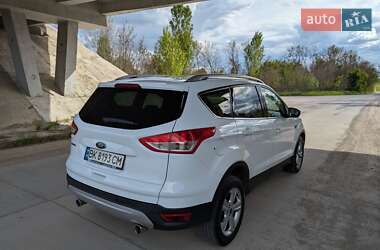 Внедорожник / Кроссовер Ford Kuga 2013 в 