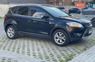Внедорожник / Кроссовер Ford Kuga 2011 в 