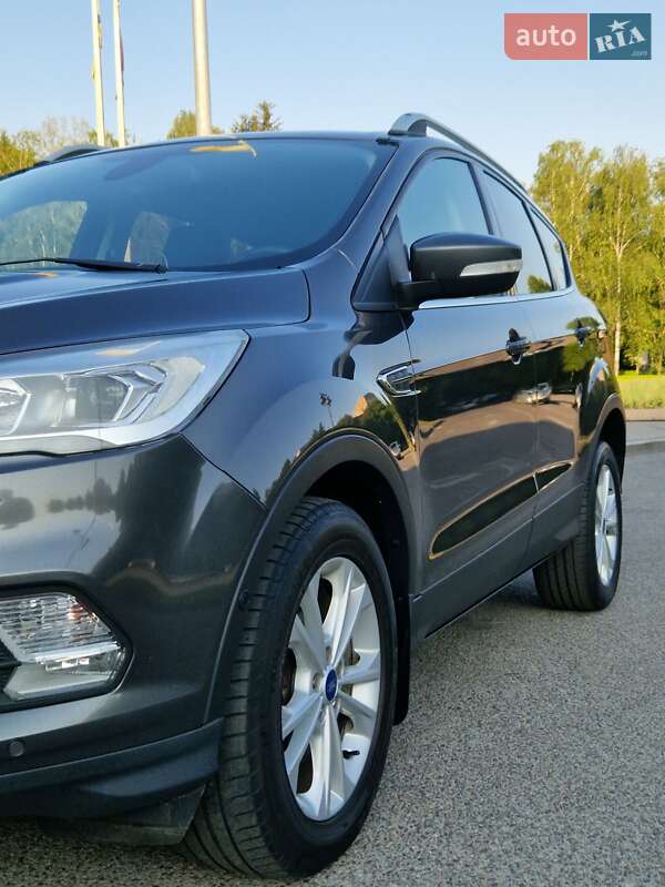 Внедорожник / Кроссовер Ford Kuga 2017 в Ровно фото 13 Внедорожник / Кроссовер Ford Kuga 2017 в Ровно