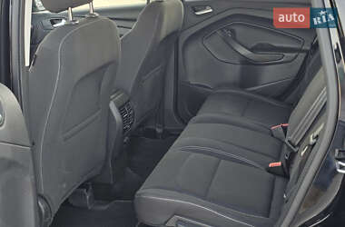 Позашляховик / Кросовер Ford Kuga 2019 в 