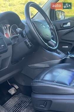 Внедорожник / Кроссовер Ford Kuga 2011 в 