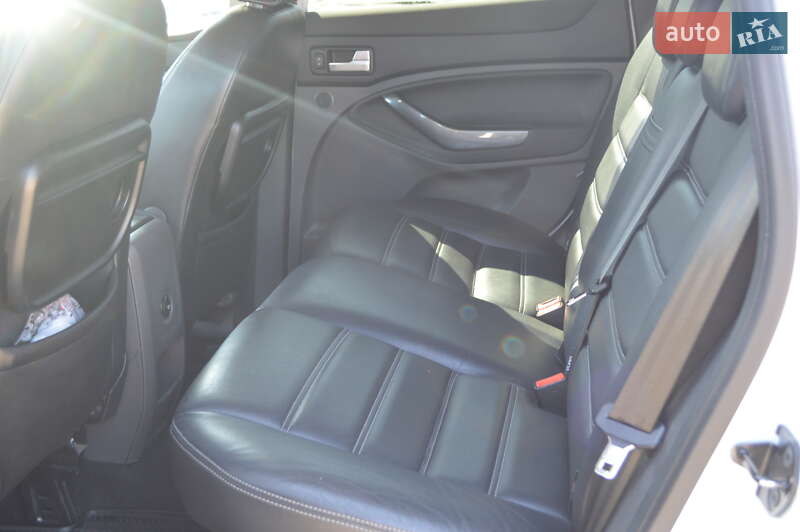 Внедорожник / Кроссовер Ford Kuga 2012 в Одессе