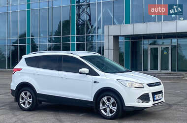 Внедорожник / Кроссовер Ford Kuga 2013 в 