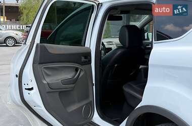 Внедорожник / Кроссовер Ford Kuga 2011 в 