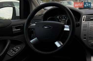 Внедорожник / Кроссовер Ford Kuga 2011 в 