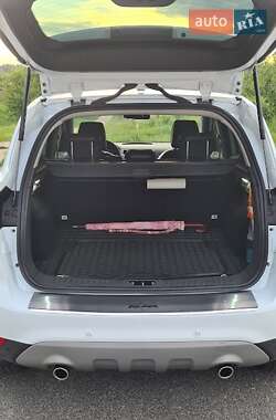 Внедорожник / Кроссовер Ford Kuga 2011 в 
