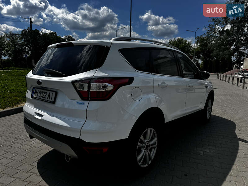 Внедорожник / Кроссовер Ford Kuga 2018 в Житомире
