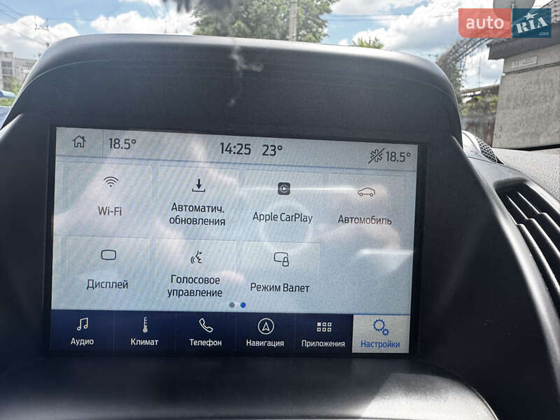 Внедорожник / Кроссовер Ford Kuga 2018 в Житомире