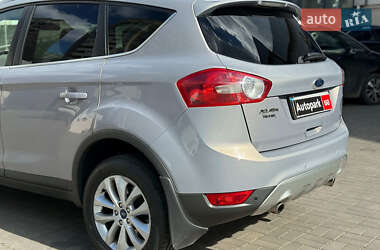 Позашляховик / Кросовер Ford Kuga 2011 в 