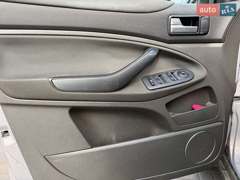 Внедорожник / Кроссовер Ford Kuga 2011 в Одессе