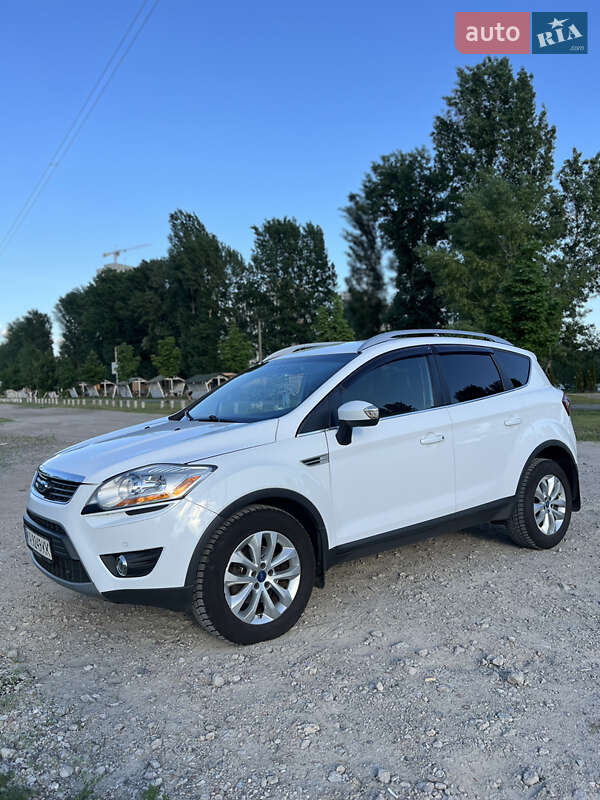 Ford Kuga 2011