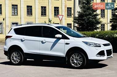 Внедорожник / Кроссовер Ford Kuga 2013 в 