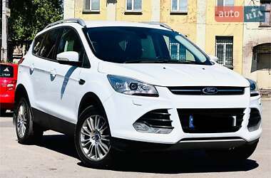 Внедорожник / Кроссовер Ford Kuga 2013 в 