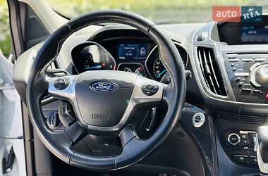 Внедорожник / Кроссовер Ford Kuga 2013 в 