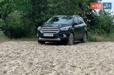 Внедорожник / Кроссовер Ford Kuga 2017 в Киеве