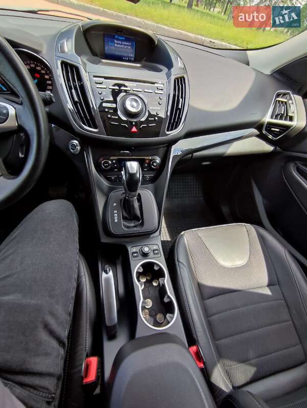 Внедорожник / Кроссовер Ford Kuga 2013 в Житомире
