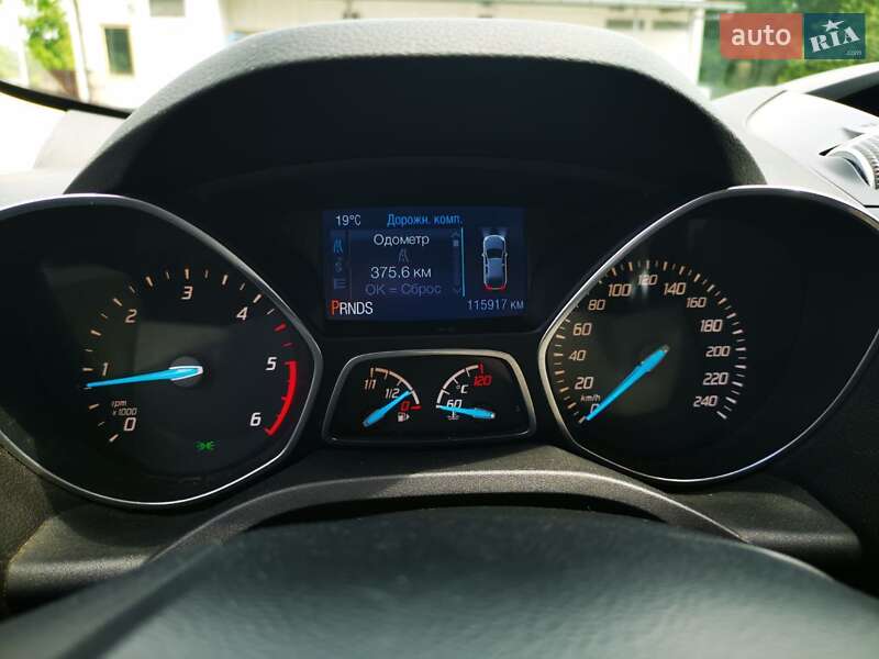 Внедорожник / Кроссовер Ford Kuga 2014 в Львове