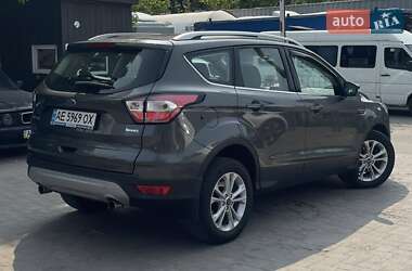 Внедорожник / Кроссовер Ford Kuga 2019 в 