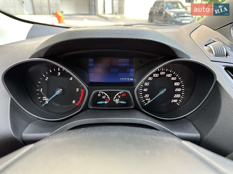 Внедорожник / Кроссовер Ford Kuga 2013 в Киеве