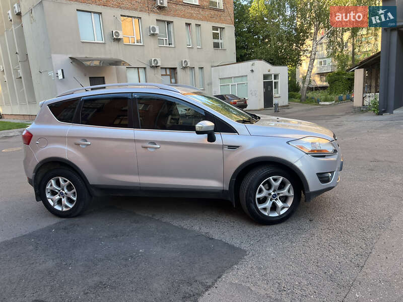 Позашляховик / Кросовер Ford Kuga 2011 в Черкасах