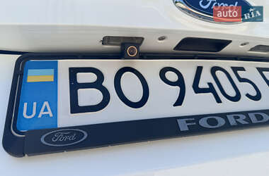 Внедорожник / Кроссовер Ford Kuga 2010 в 