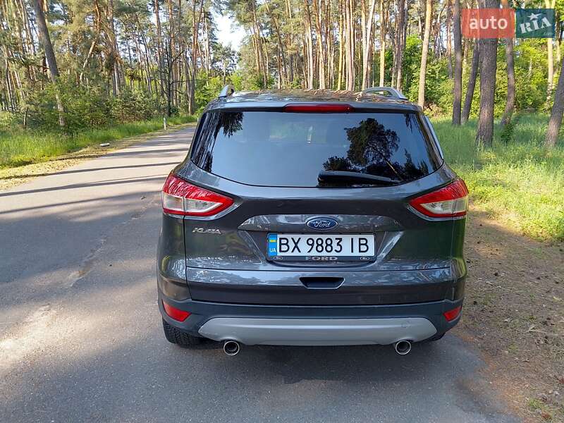 Внедорожник / Кроссовер Ford Kuga 2016 в Каменке